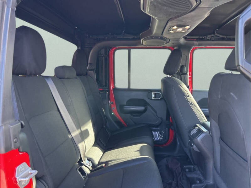 2020 Jeep Gladiator Sport