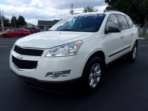2012 Chevrolet Traverse for sale at Ideal Auto Sales, Inc. in Waukesha WI