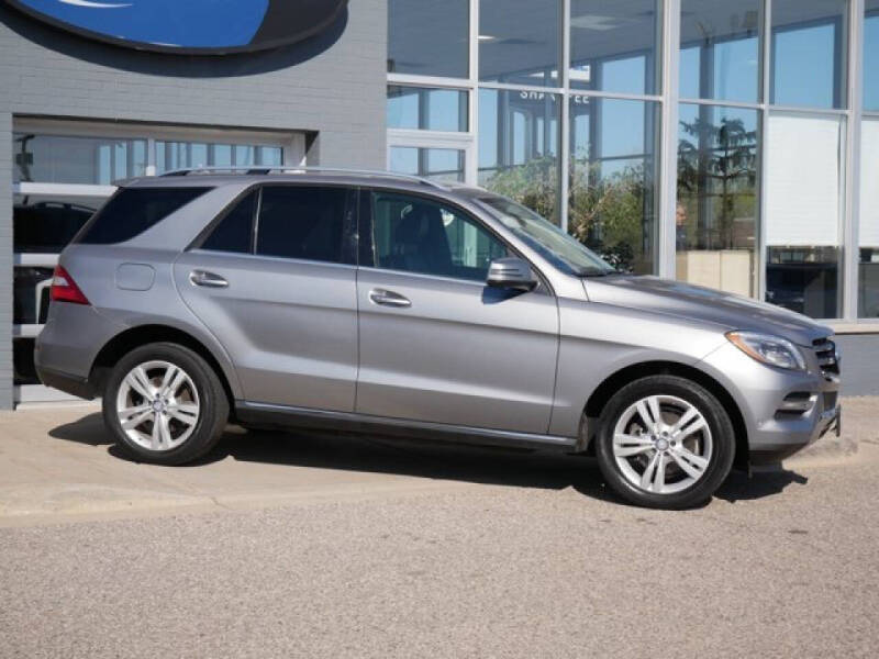 Used 2014 Mercedes-Benz M-Class ML350 with VIN 4JGDA5HB9EA417275 for sale in Shakopee, Minnesota