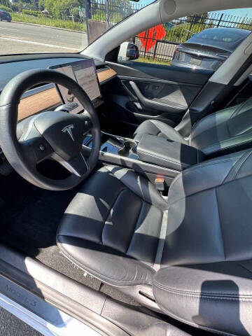 2020 Tesla Model 3 Standard Range Plus
