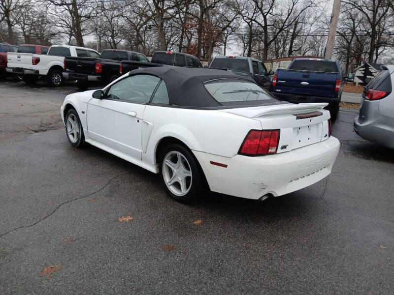 2000 Ford Mustang GT