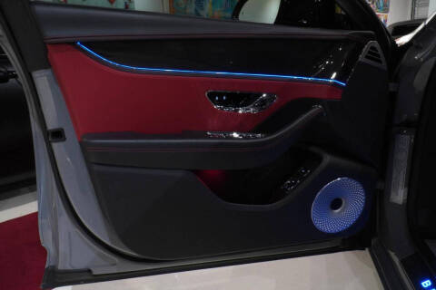 2023 Bentley Flying Spur V8