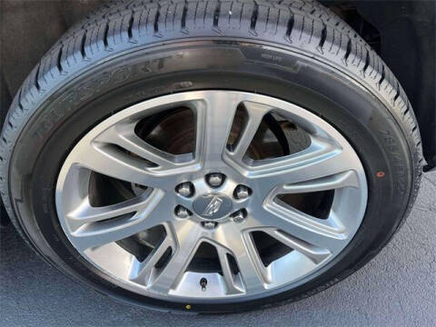 2018 Cadillac Escalade ESV Luxury