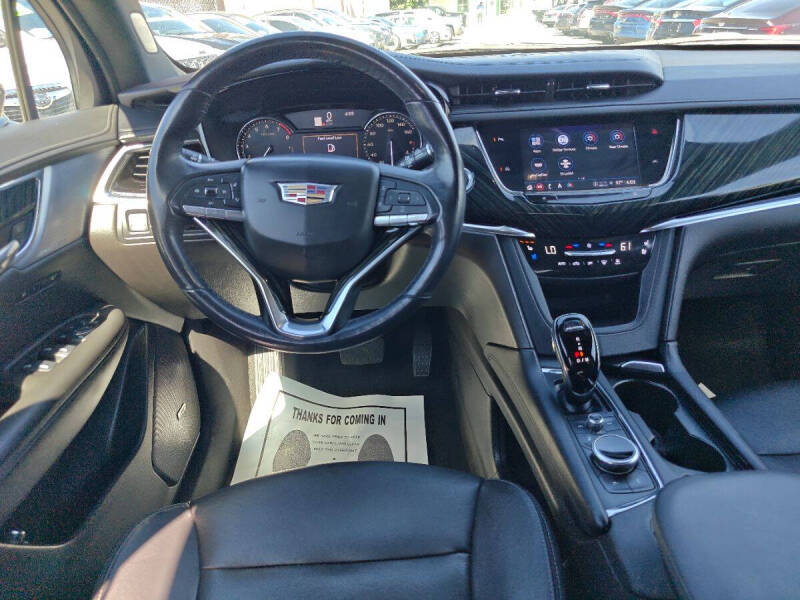 2023 Cadillac XT6 Premium Luxury