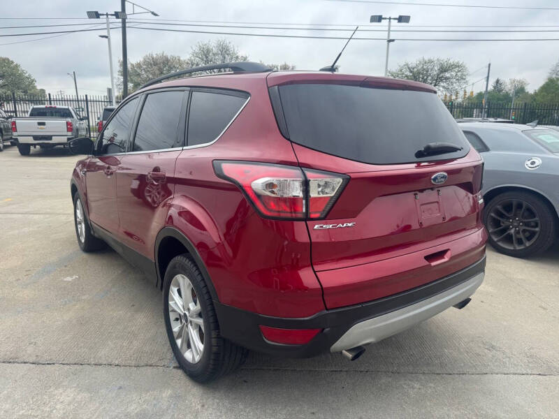 2018 Ford Escape SE