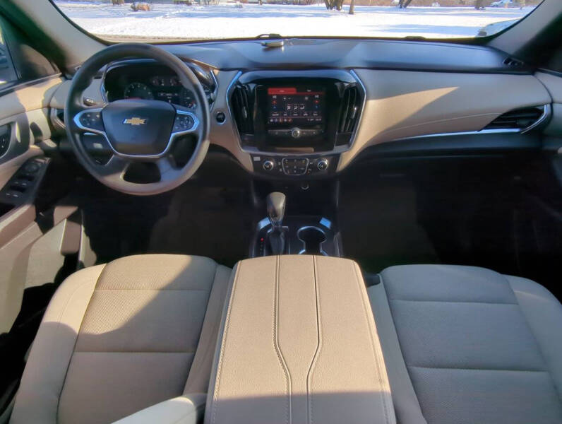 2022 Chevrolet Traverse LS