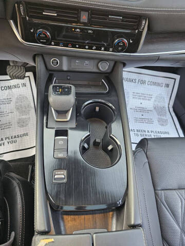 2021 Nissan Rogue Platinum