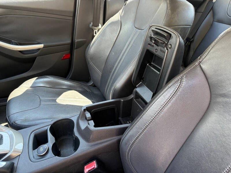 2012 Ford Focus SEL
