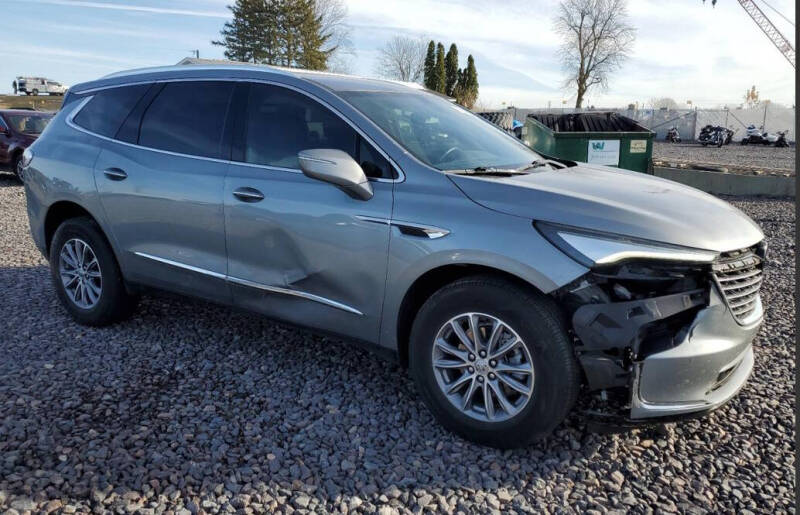 2023 Buick Enclave Essence