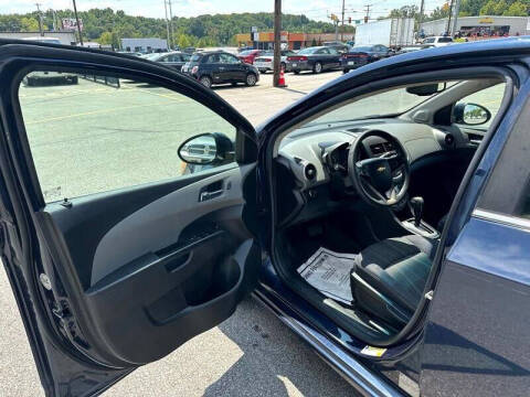 2015 Chevrolet Sonic LT Auto