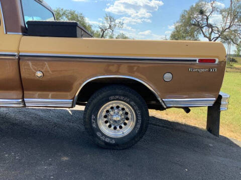 1975 Ford F-250
