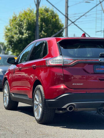 2017 Ford Edge Titanium