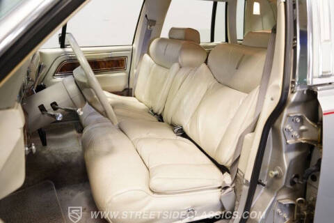 1984 Lincoln Town Car