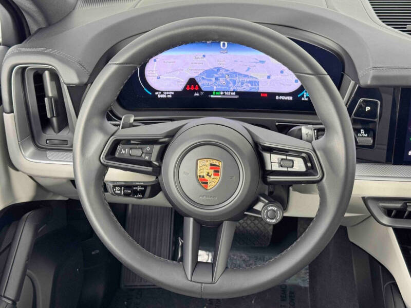 2024 Porsche Cayenne E-Hybrid