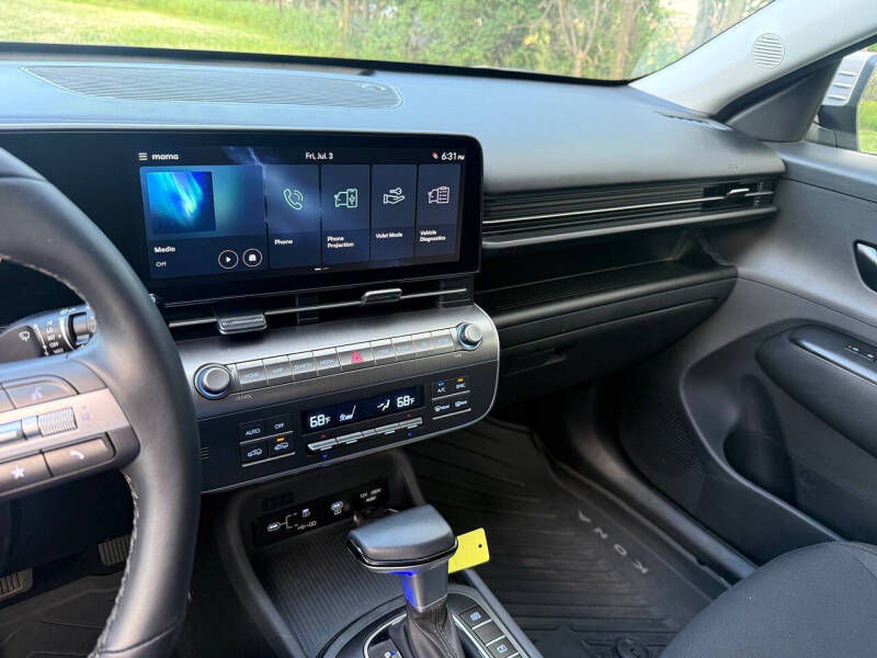 2025 Hyundai Kona SEL