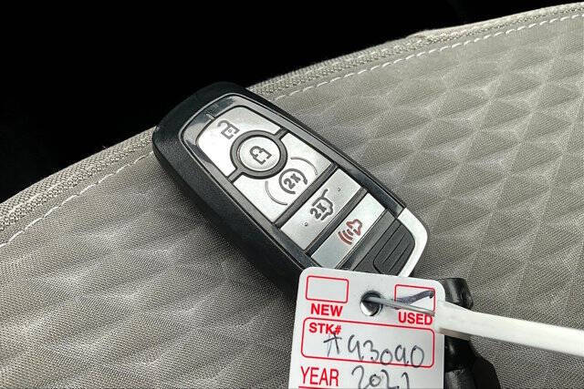 2021 Ford Escape Hybrid SE