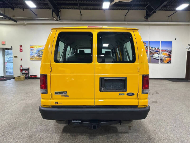 2011 Ford E-Series