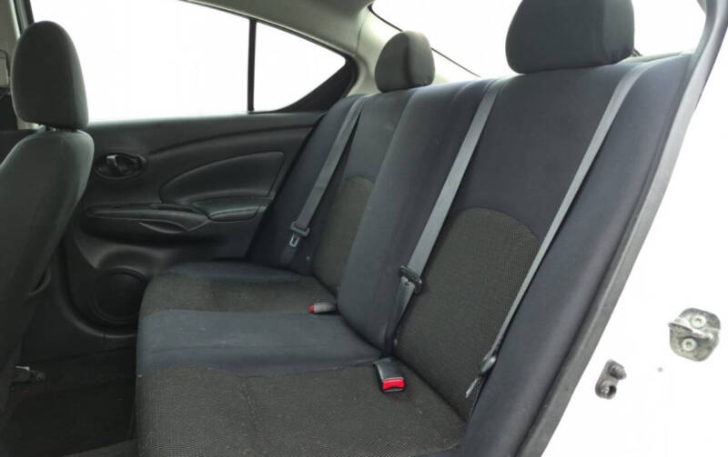 2012 Nissan Versa 1.6 SV