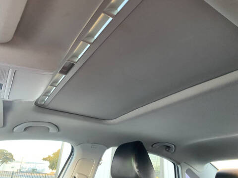 2020 Volkswagen Passat R-Line