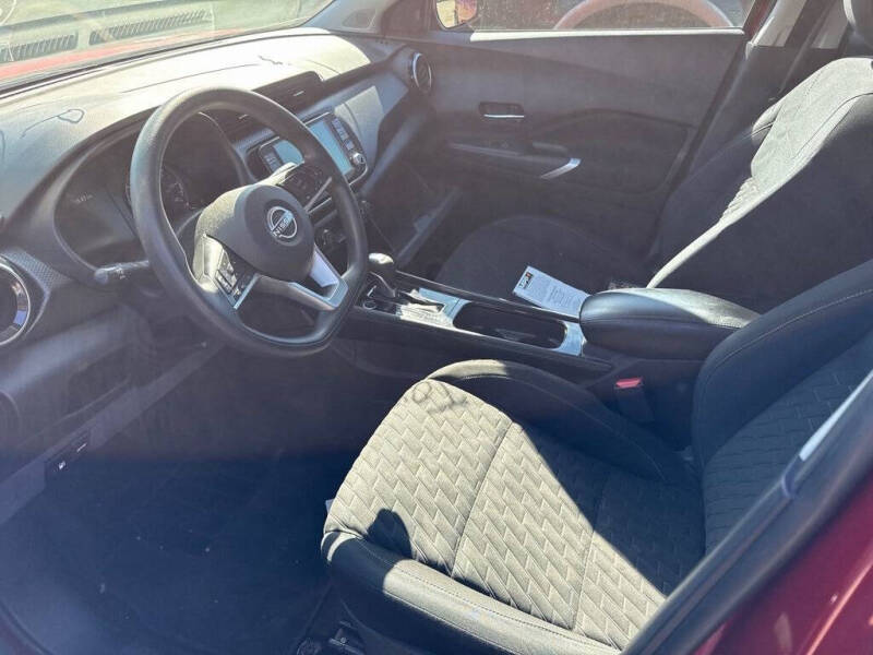 2022 Nissan Kicks SV