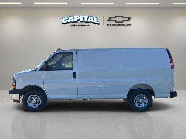 2025 Chevrolet Express 2500