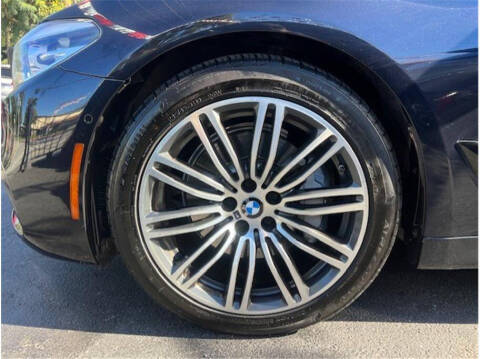 2020 BMW 5 Series 530i