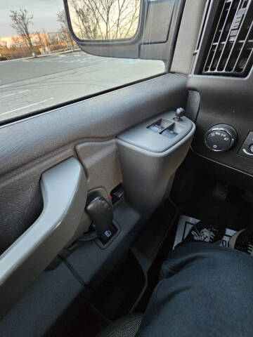 2019 Chevrolet Express 2500