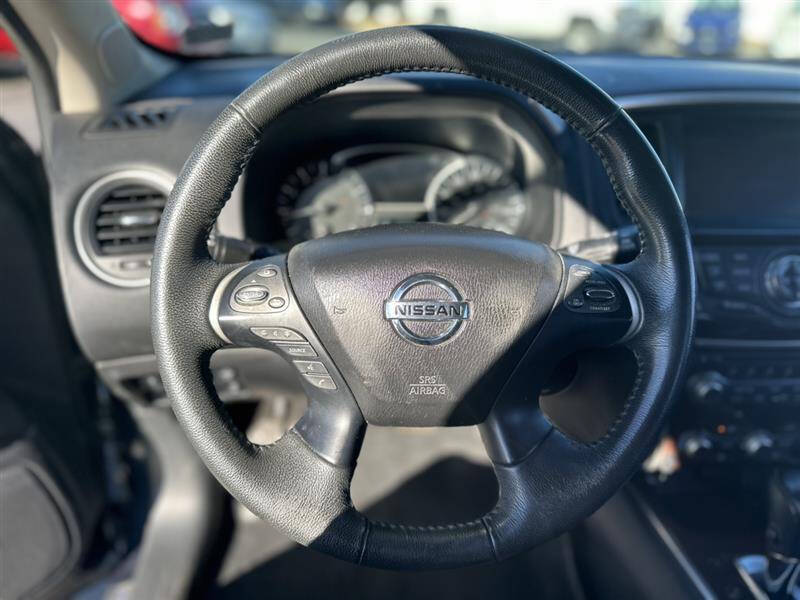 2015 Nissan Pathfinder SL