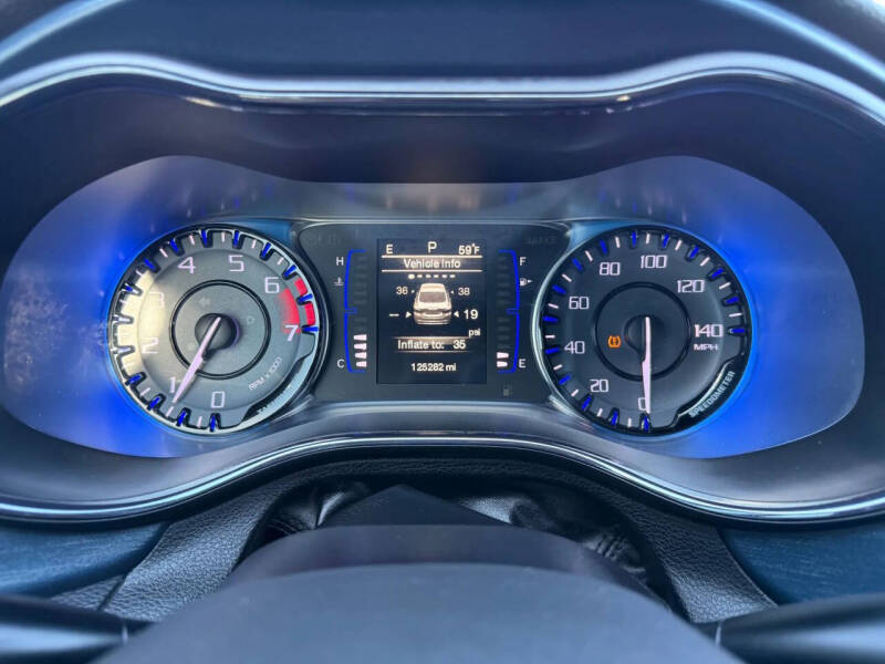 2015 Chrysler 200 S