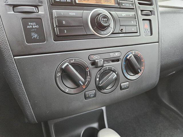 2012 Nissan Versa 1.8 S
