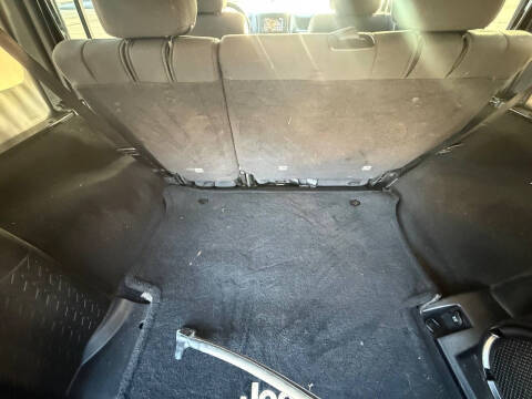 2012 Jeep Wrangler Unlimited Sahara