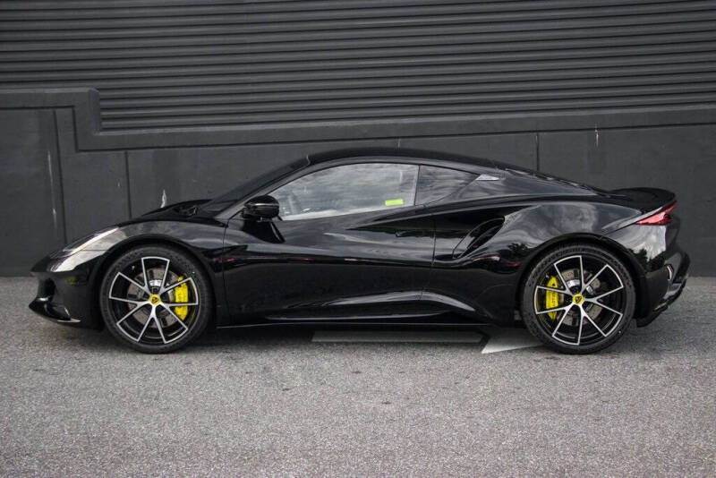 2025 Lotus Emira V6 Base