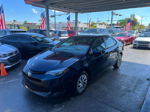 2018 Toyota Corolla for sale at American Auto Sales in Hialeah FL