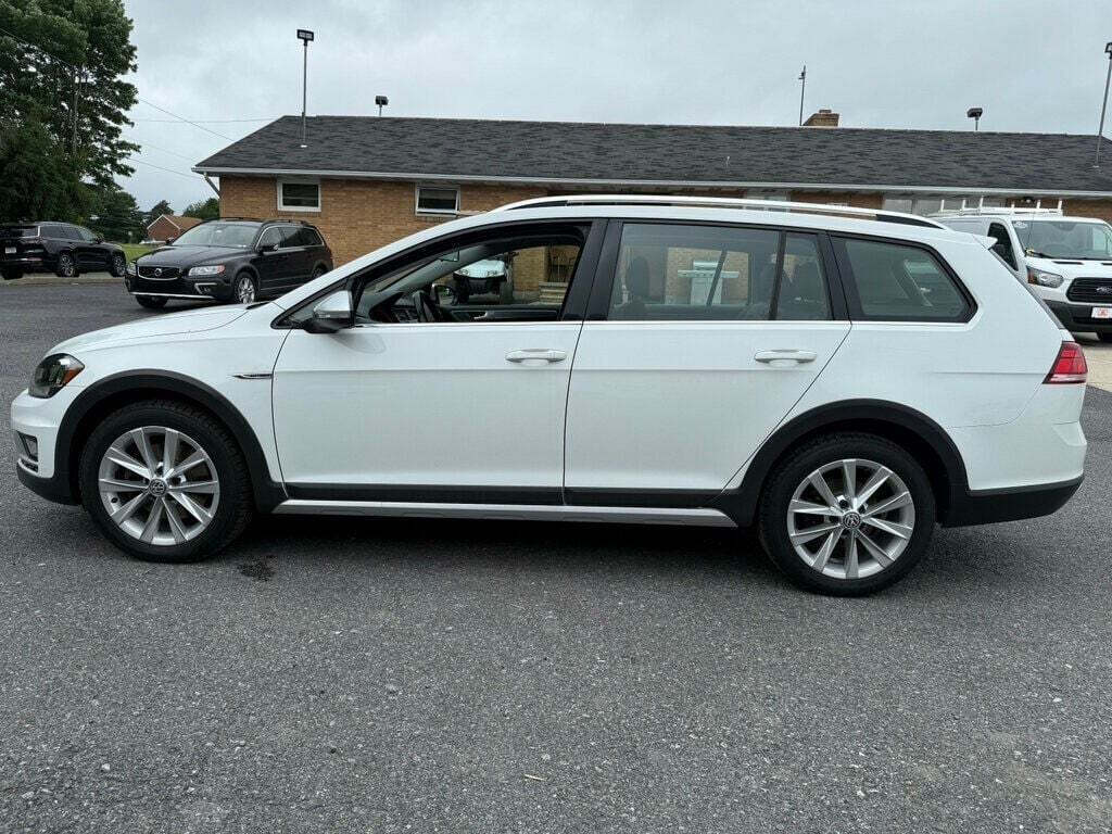 2018 Volkswagen Golf Alltrack 6