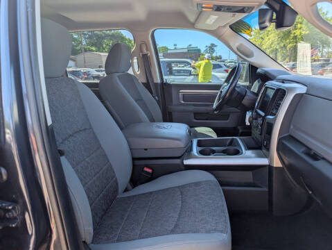 2016 RAM 1500 SLT