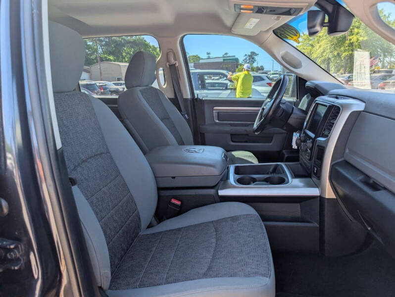 2016 RAM 1500 SLT