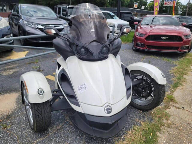 Can-Am Spyder RS-S Image