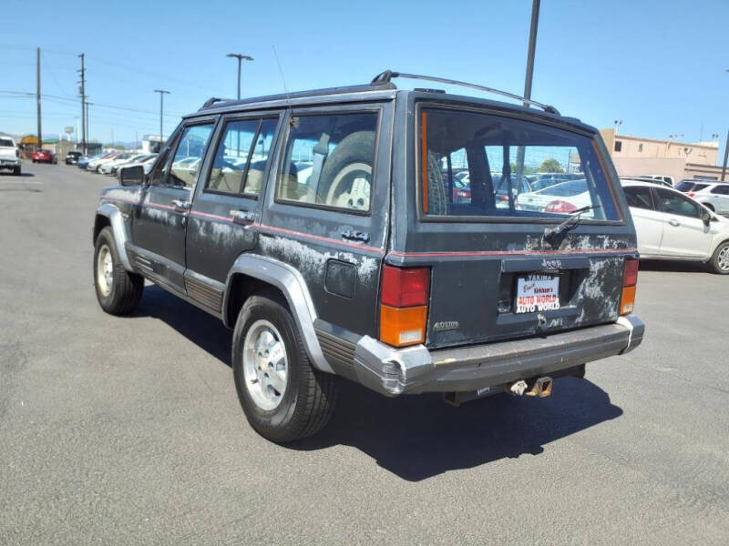 1991 Jeep Cherokee Laredo