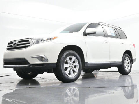 2012 Toyota Highlander SE
