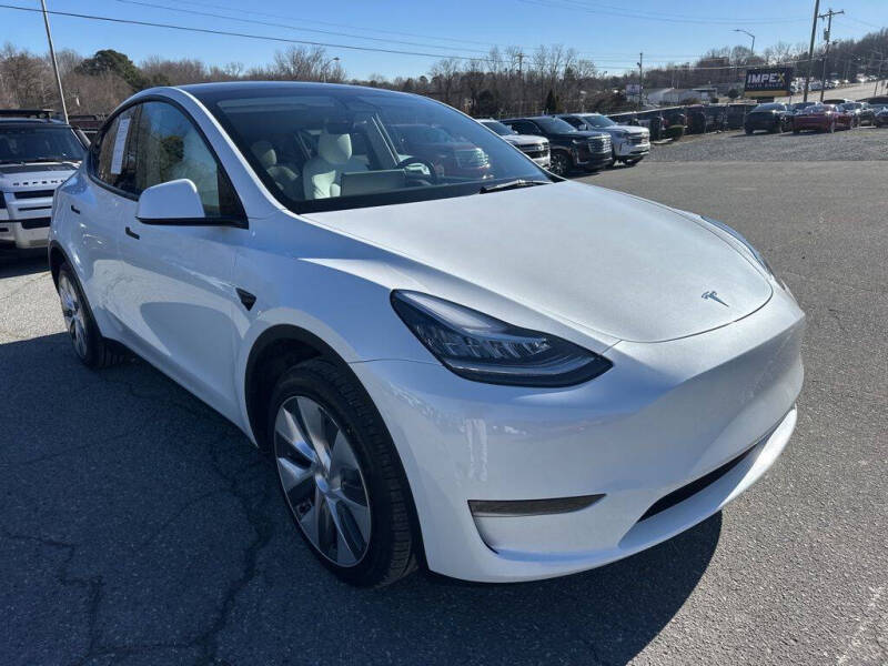 2023 Tesla Model Y Long Range