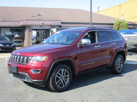 2020 Jeep Grand Cherokee for sale at Lynnway Auto Sales Inc in Lynn MA
