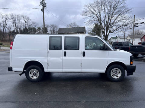 2017 GMC Savana 2500