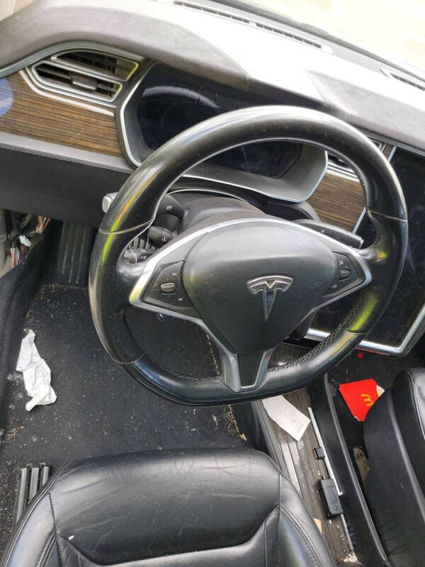 2015 Tesla Model S P85D