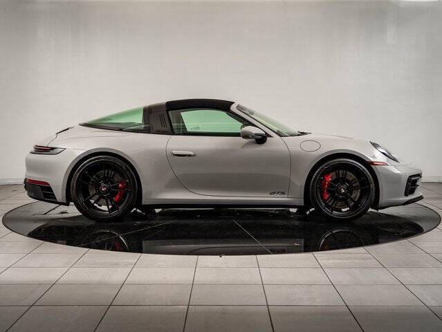 2022 Porsche 911 Targa 4 GTS