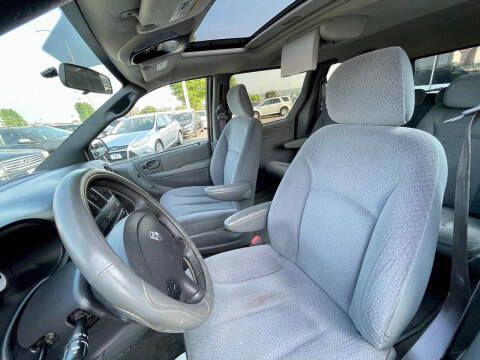 2005 Dodge Grand Caravan SXT