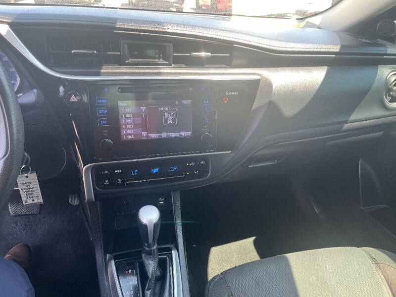 2017 Toyota Corolla LE