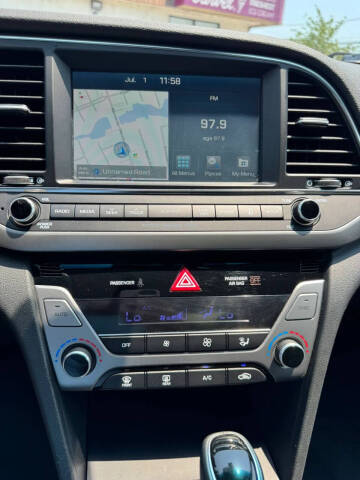 2017 Hyundai Elantra