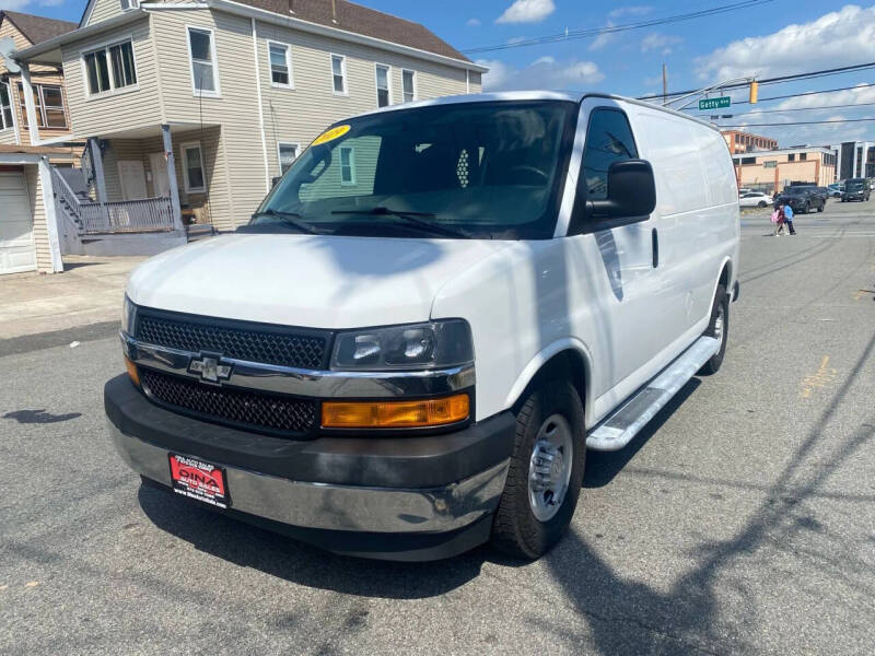 2019 Chevrolet Express 2500