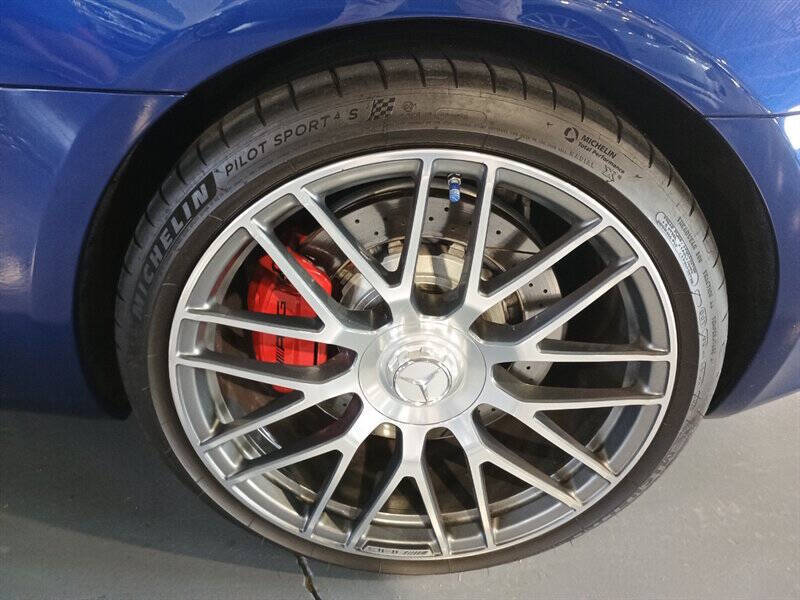 2016 Mercedes-Benz AMG GT 89