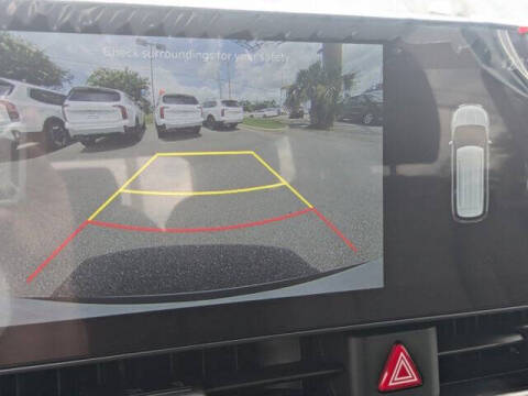 2025 Kia Carnival LX